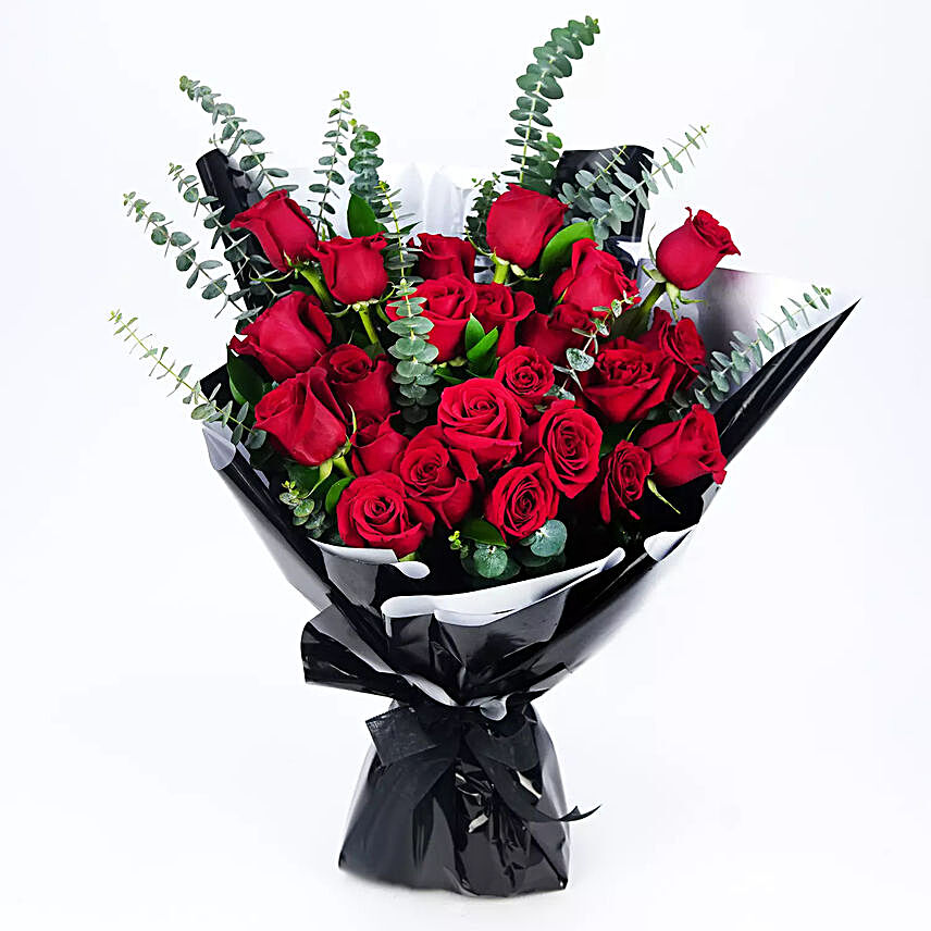 24 Red Roses Bouquet:Roses to Saudi Arabia