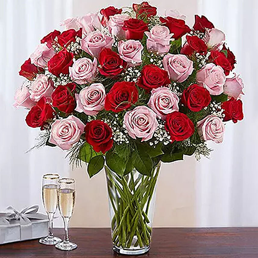 50 Red And Pink Roses In A Glass Vase:Mixed Flowers to Saudi Arabia