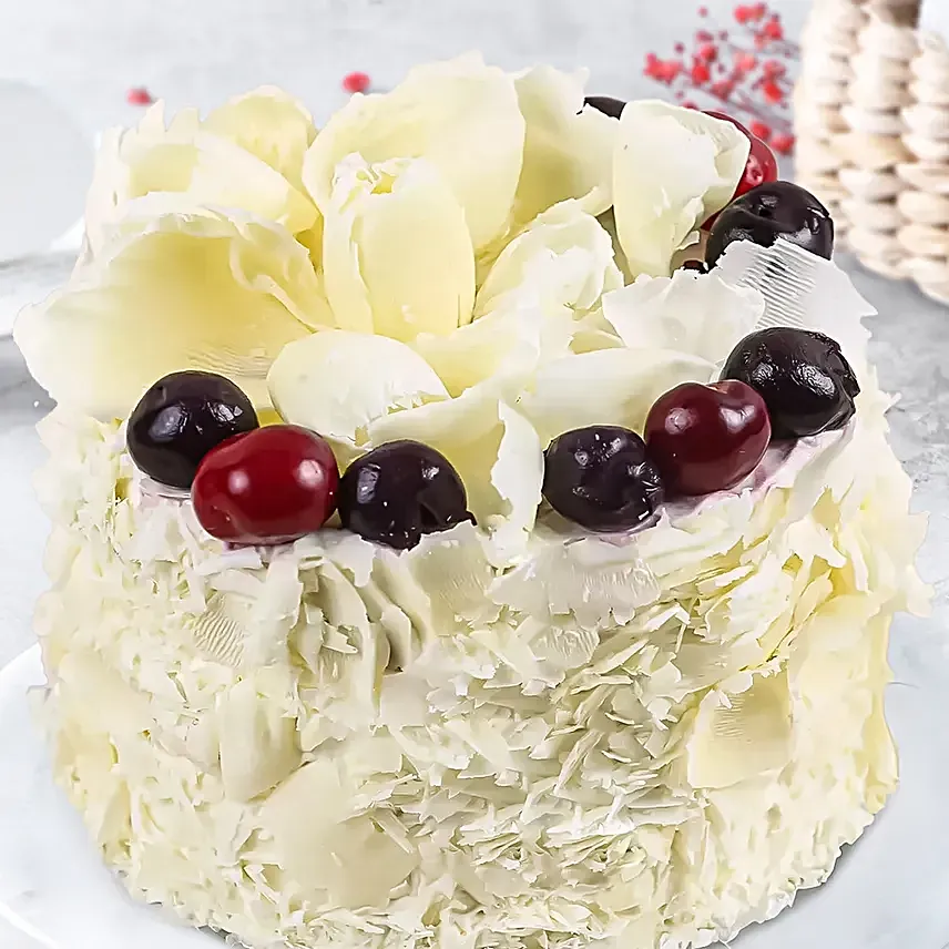 Heavenly White Forest Cake Half Kg