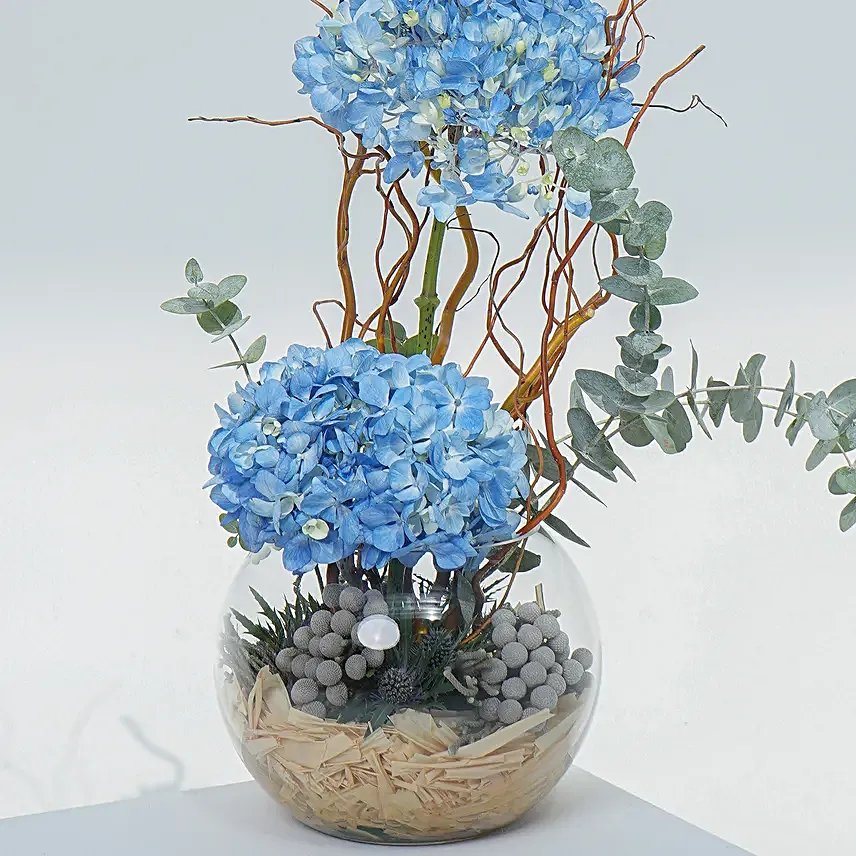 Coastal Love Arrangement