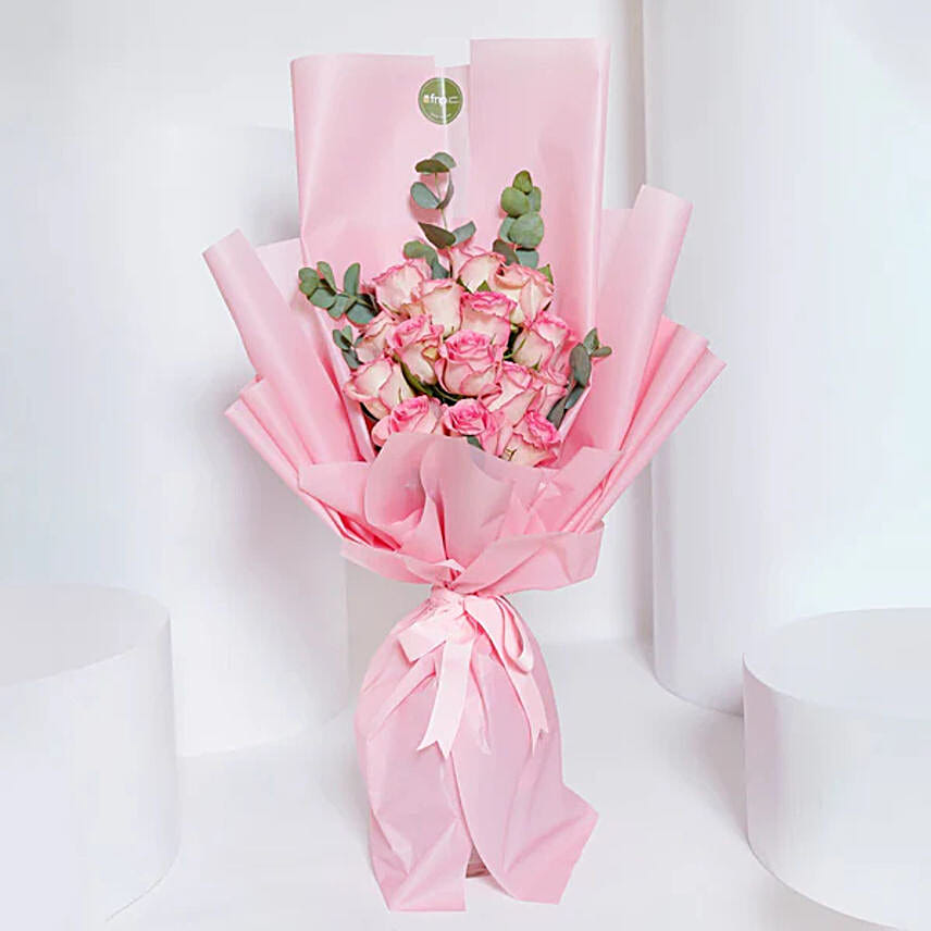 Incredible Pink Roses Bouquet Her