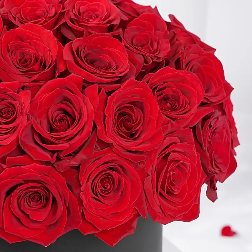 Love Gesture  35 Valentines Red Roses Box