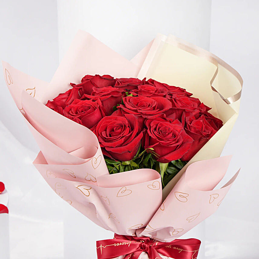 Malika  18 Valentines Red Roses Bouquet