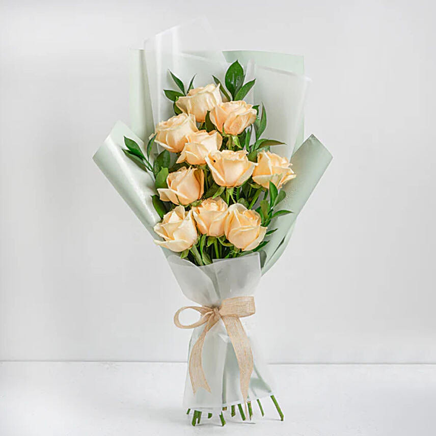 Nice Peach Roses Bouquet