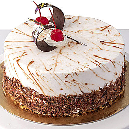 4 Portions Black Forest Cake:Send Anniversary Gifts To Saudi Arabia