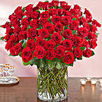 100 Red Roses In A Glass Vase
