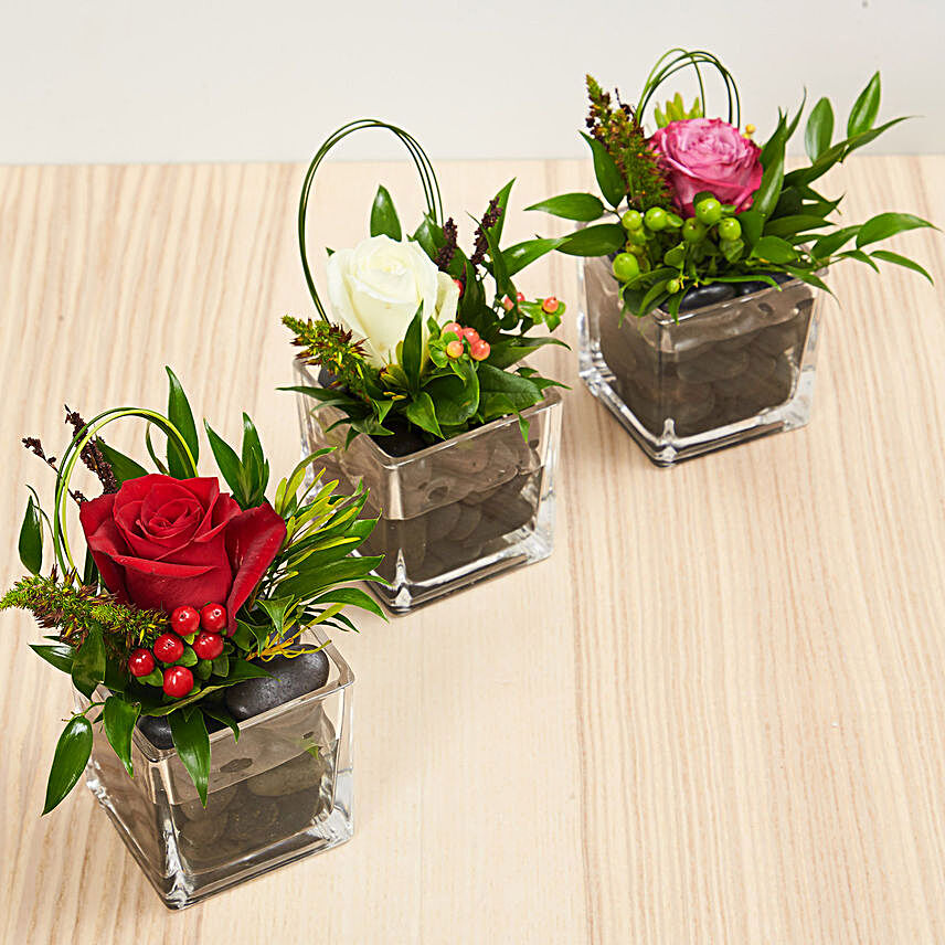 Set Of 3 Flower Vase Arrangements:Flower Arrangements to Singapore