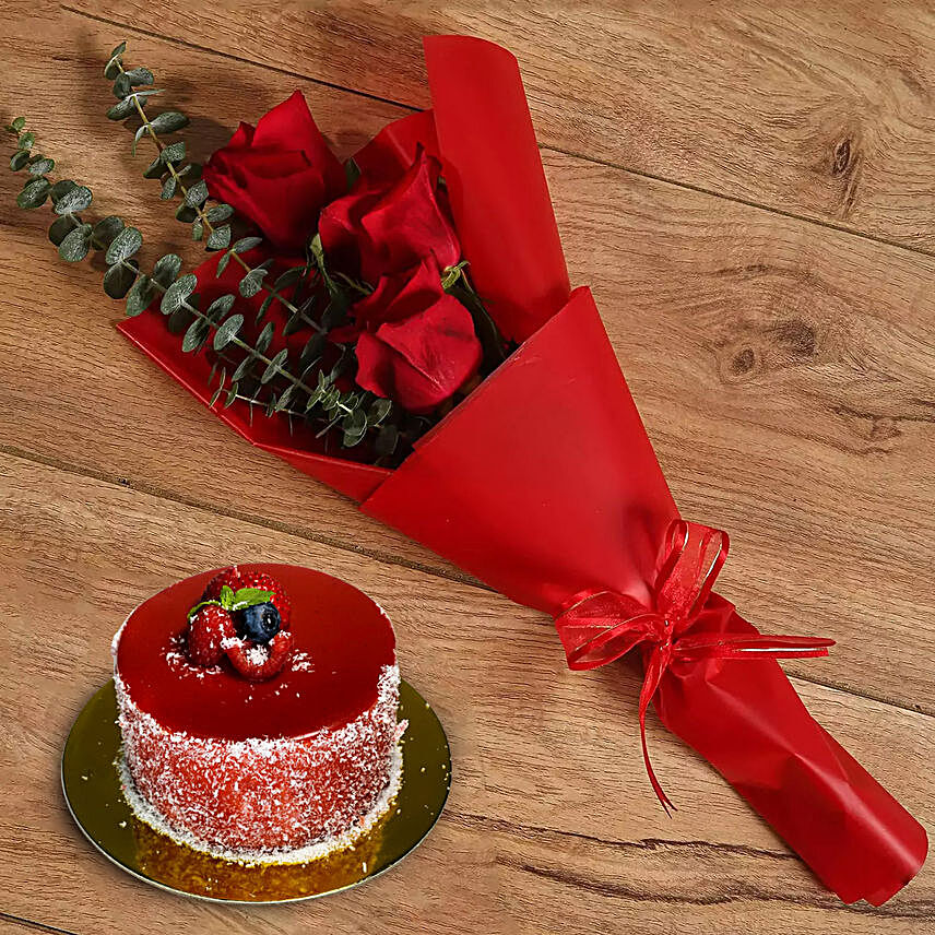 Beautiful Red Rose Bouquet With Rich Chocolate Mousse Cake