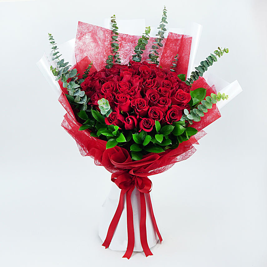 50 Red Roses Beauty