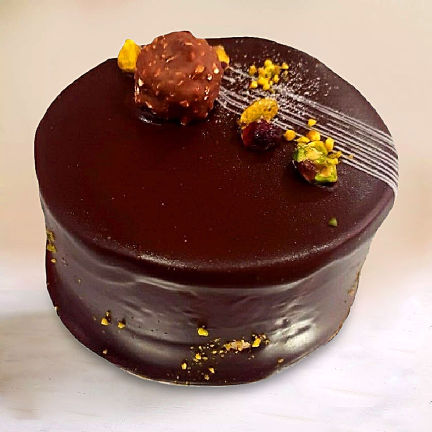 Luscious Ferrero Rocher Chocolate Cake:Chocolate Cakes in Singapore