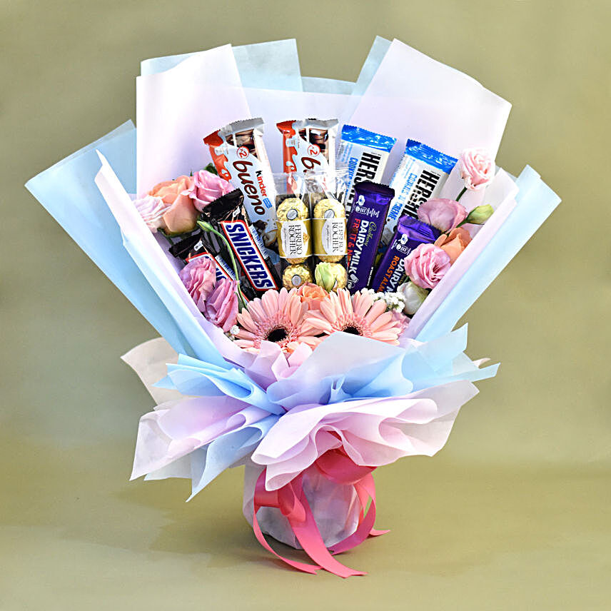 Delightful Mixed Flowers & Chocolates Bouquet:Flowers N Chocolates to Singapore