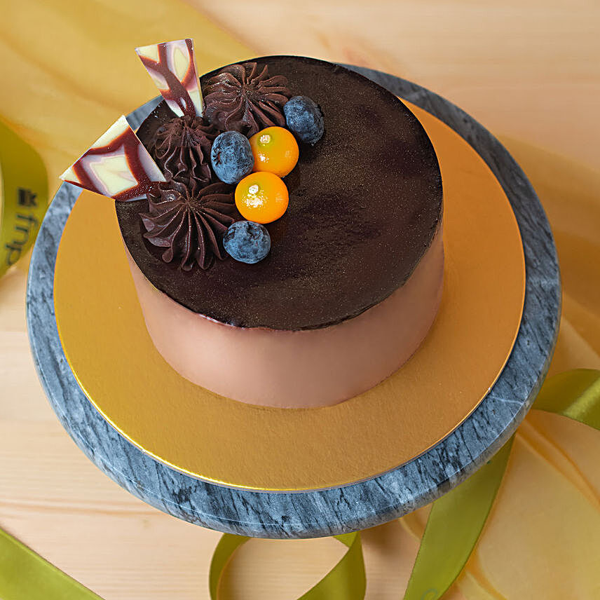 Tempting Chocolate Cake:Promise Day Gifts to Singapore