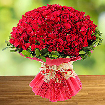 100 Red Rose:Send Rose Day Gifts to Singapore