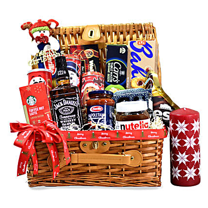 Whisky Delightful Treats Christmas Basket