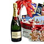 Wine & Delicious Treats Christmas Basket