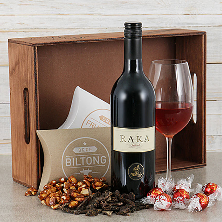 Wine And Treats Christmas Crate:X-Mas Gift Delivery South Africa