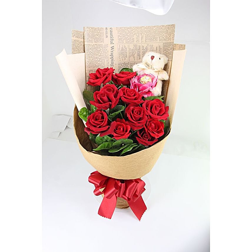 Romantic Rose Bouquet With Ferrero Rocher