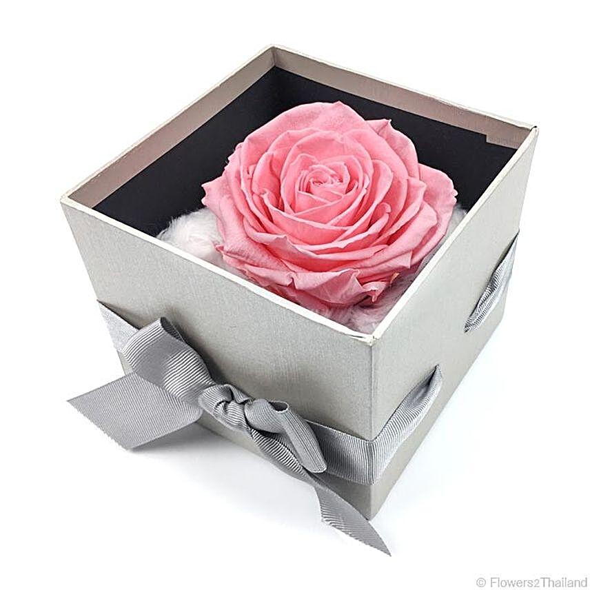 Touch Of Romance Pink Rose Box