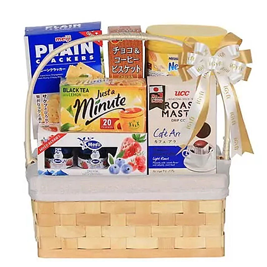 Deluxe Treats Basket