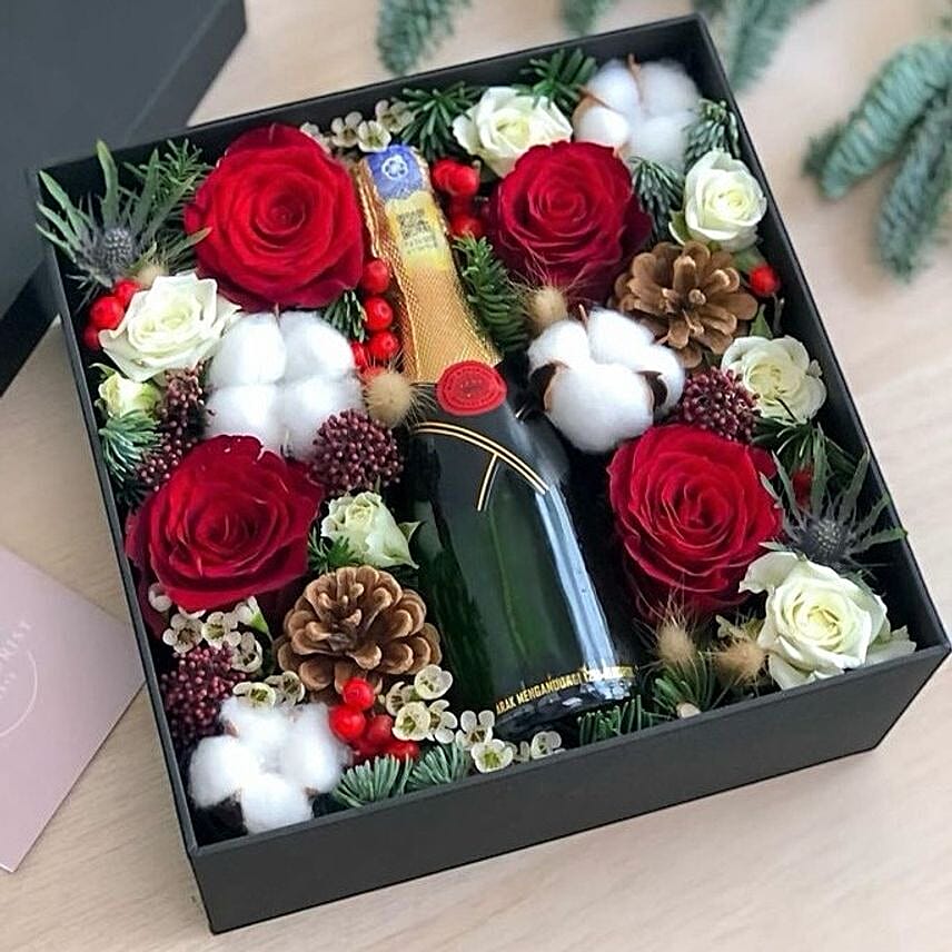 NYE Box with Roses