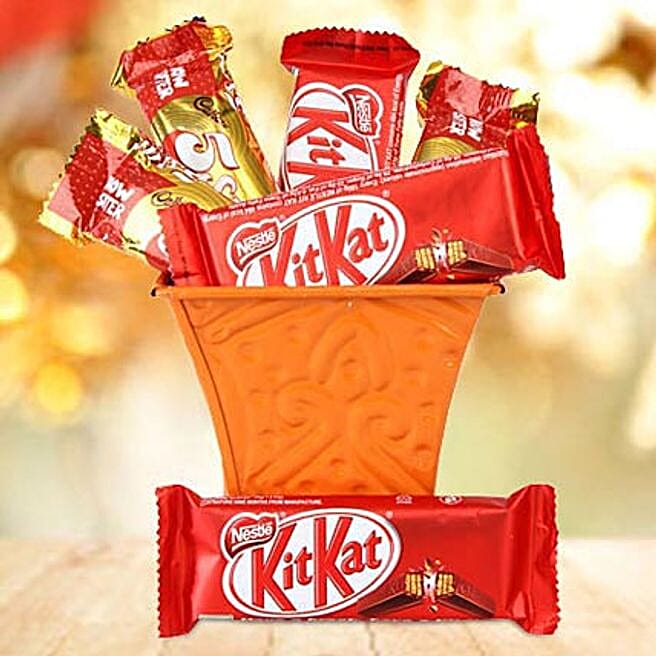 Chocolate Factory uae Gift Chocolate Factory FNP