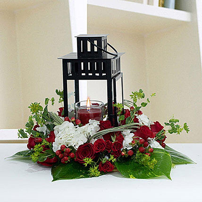 Ravishing Center Table Flower Arrangement
