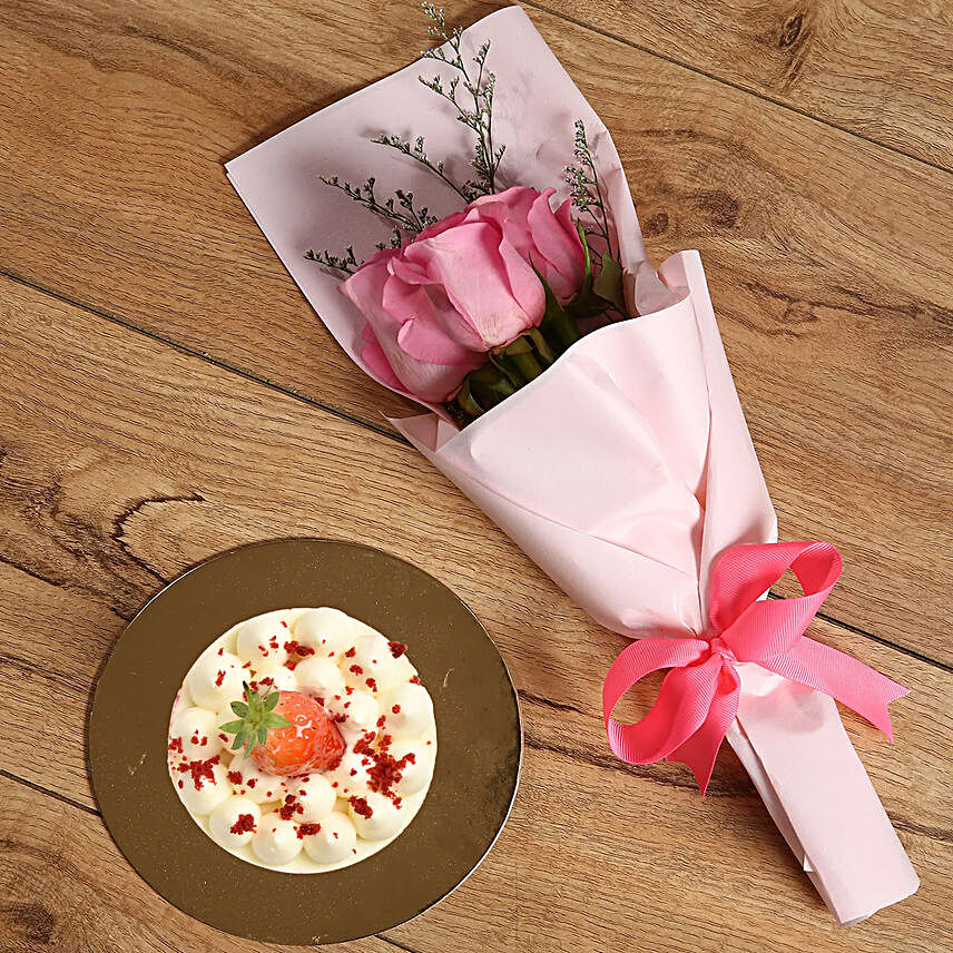 Pink Roses Bouquet and Mono Cake Combo:Flowers and Cake Delivery in UAE