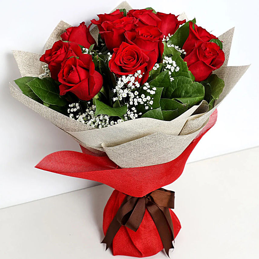 Bunch Of Ravishing Red Roses:Same Day Rose Delivery in UAE