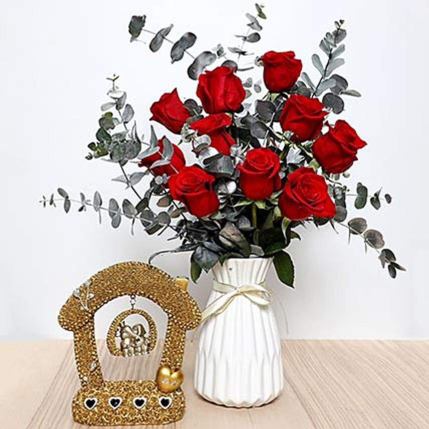 Red Roses Ceramic Pot  and Couple Idol