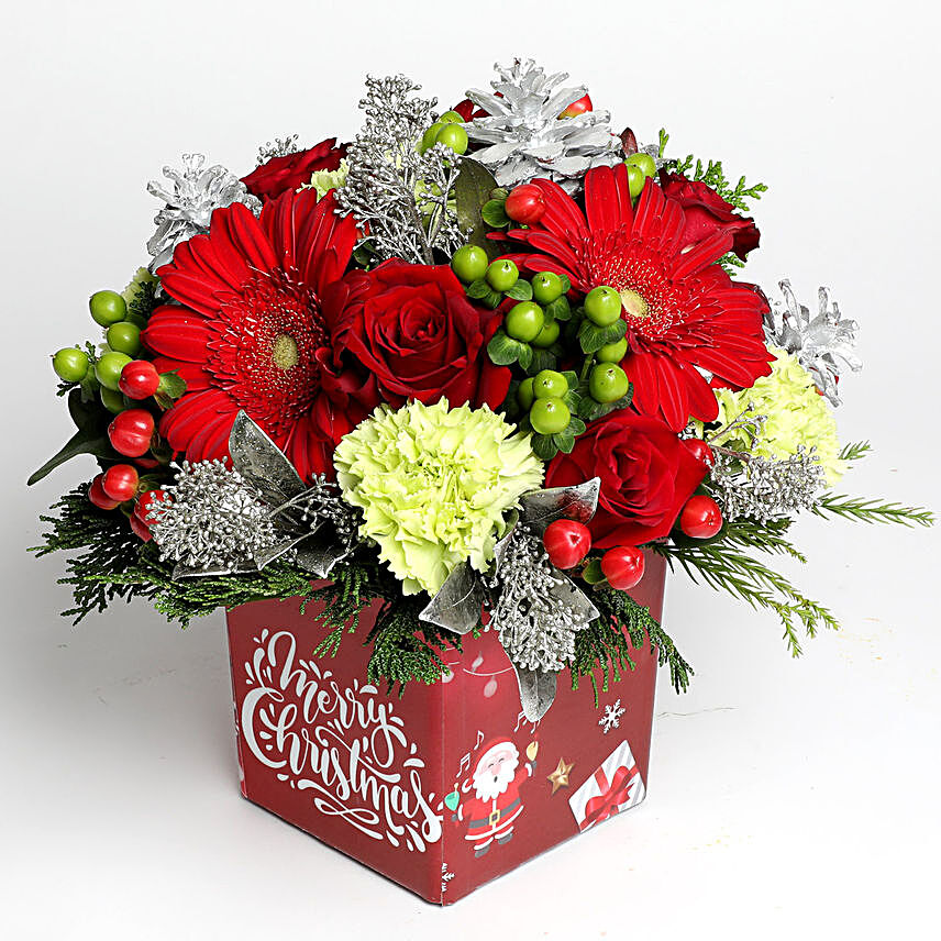 With Lots Of Love This Christmas:Send Christmas Flowers to UAE