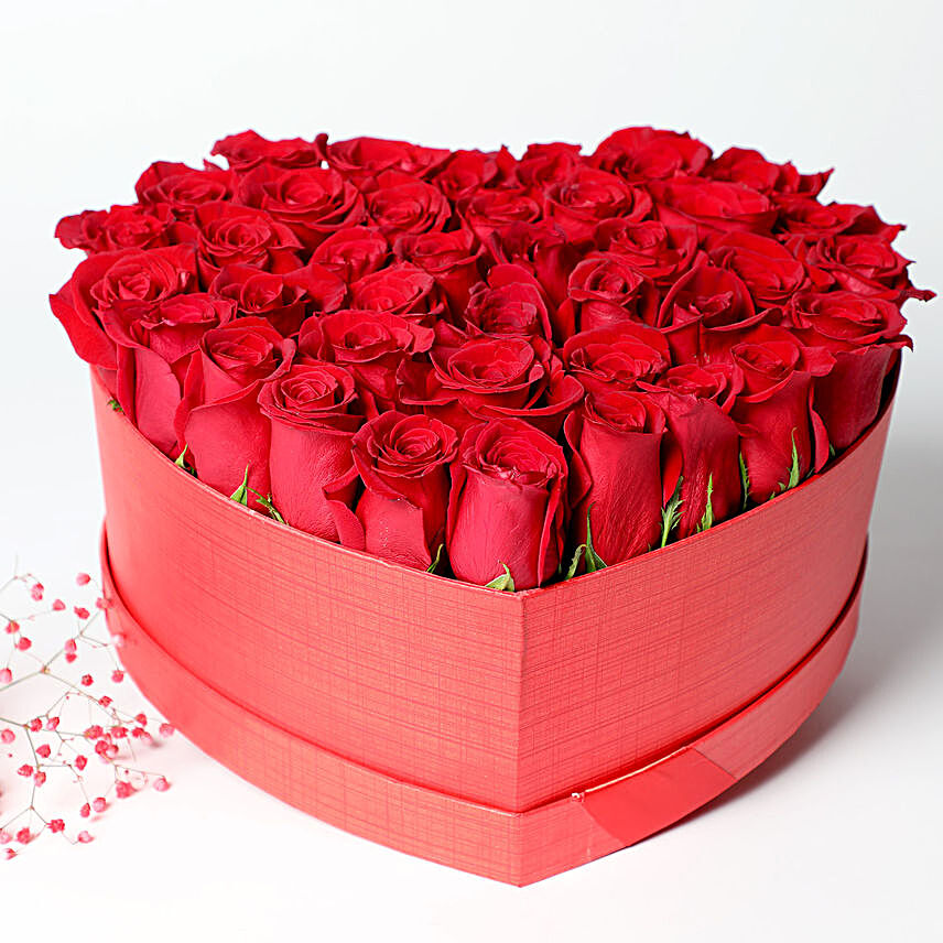 Sending My Love With Roses:Valentine's Day Gift Delivery in UAE