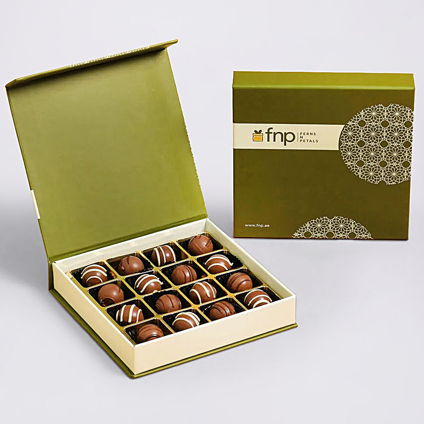 Box of Gourmet Chocolate:Send Gifts to UAE