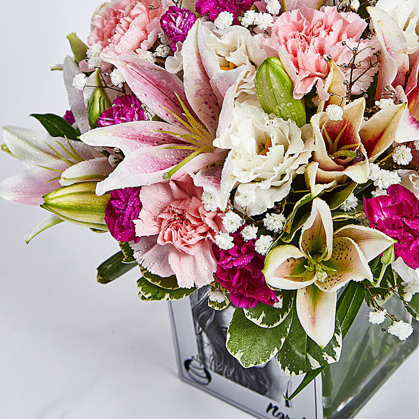 Personalised Vase Birthday Flowers:Dubai Flower Delivery