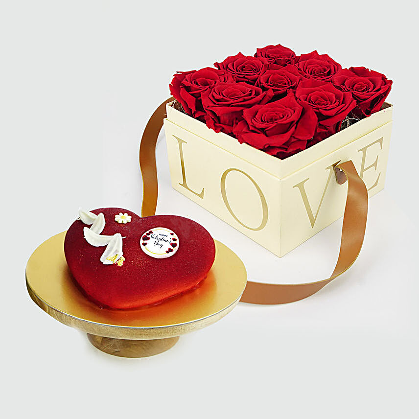 Forever Roses Love Box n Cake:Heart Shaped Cake to UAE