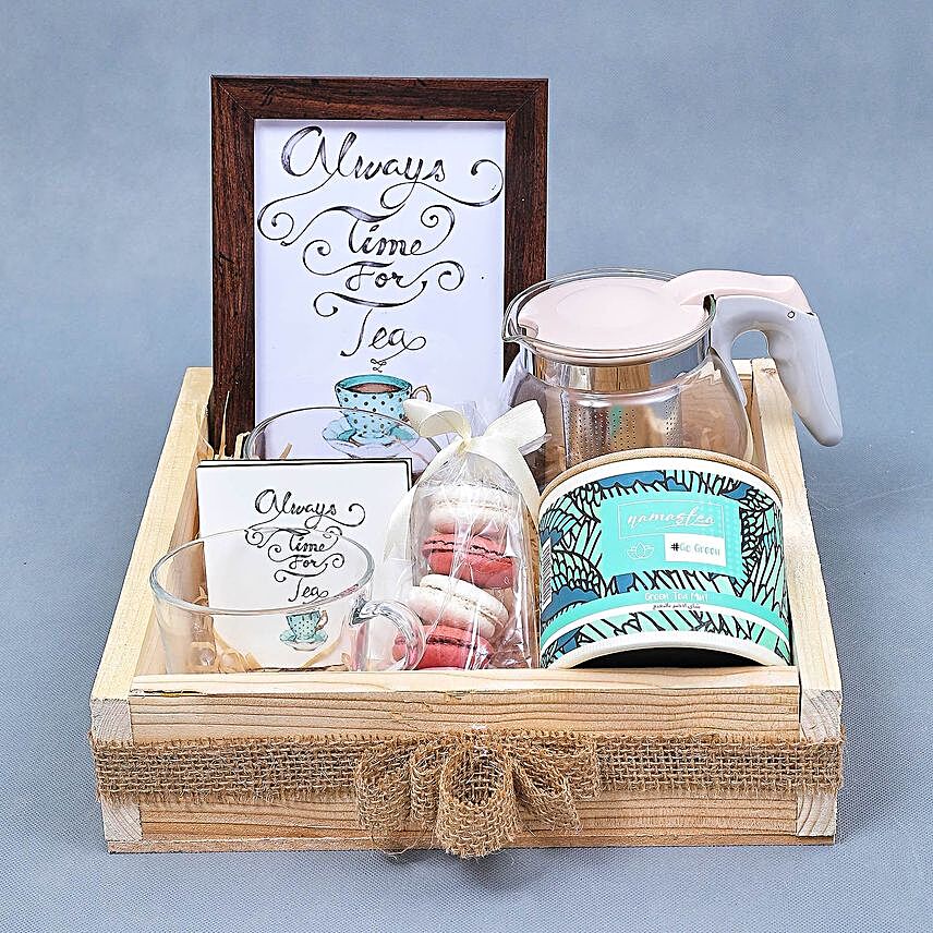 Green Tea Time Gift Tray:Dubai Gift Basket Delivery