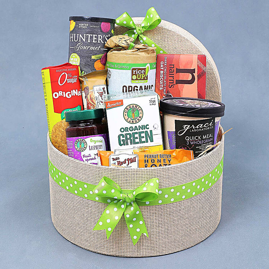 All Kinds of Organic Gift Basket:Rakhi Gifts for Sister in UAE