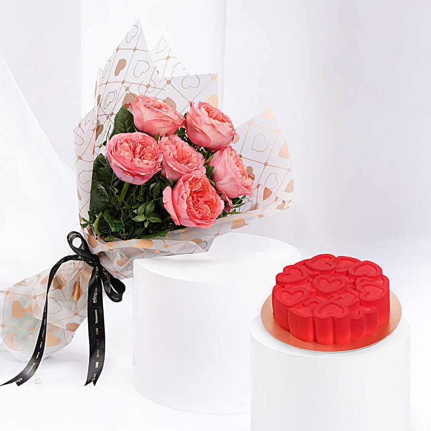 6 Garden Roses Bouquet With Red Velvet Cake