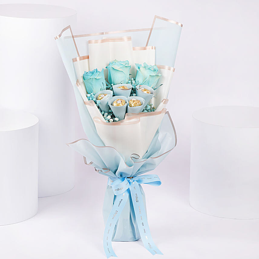Blue Roses and Rochers Bouquet