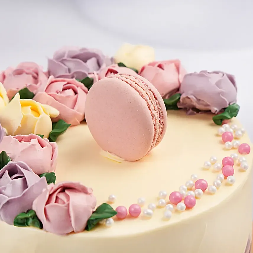 Flowers and Macaroon Chocolate Cake