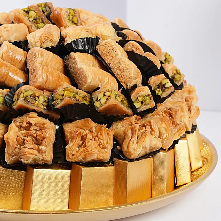 Premium Arabic Sweets Platter
