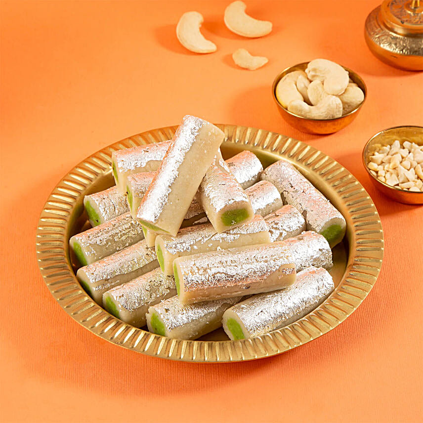 The Sacred Rudraksha Rakhi With Kaju Roll