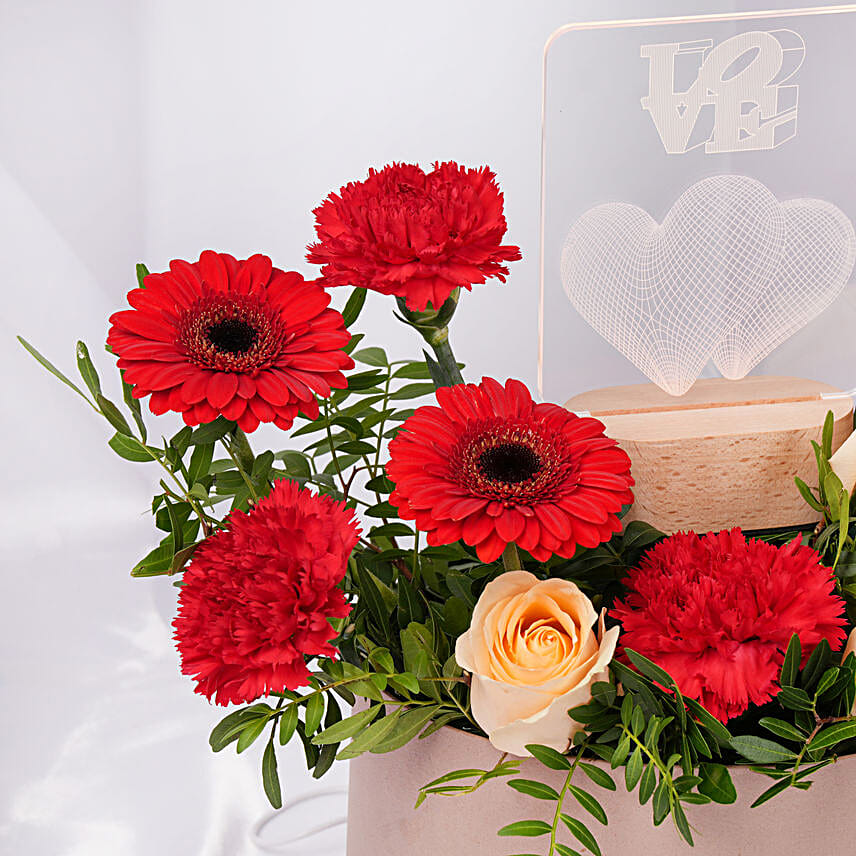 Blushing Beauty Roses With Led Love Lamp