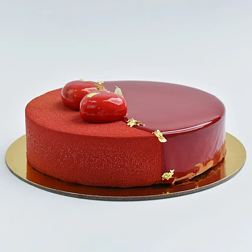 Chocolate Fudge Glazed Cake