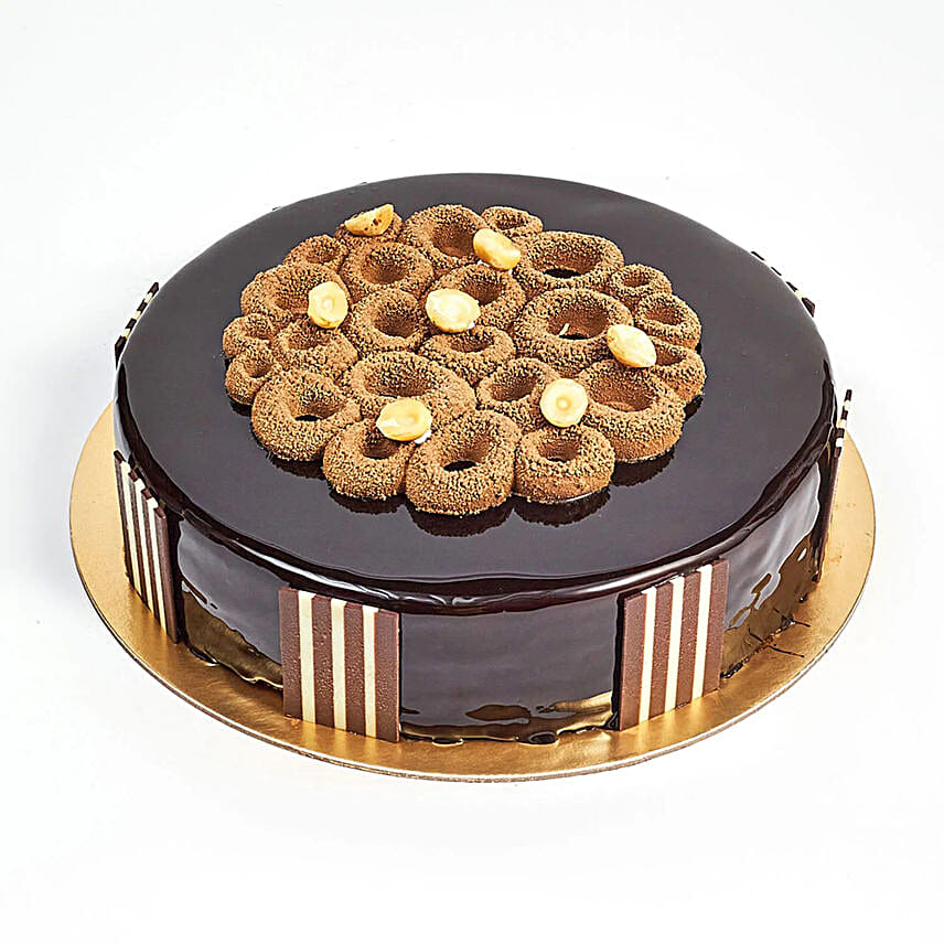 Crunchy Chocolate Hazelnut Eggless Cake 8 Portion
