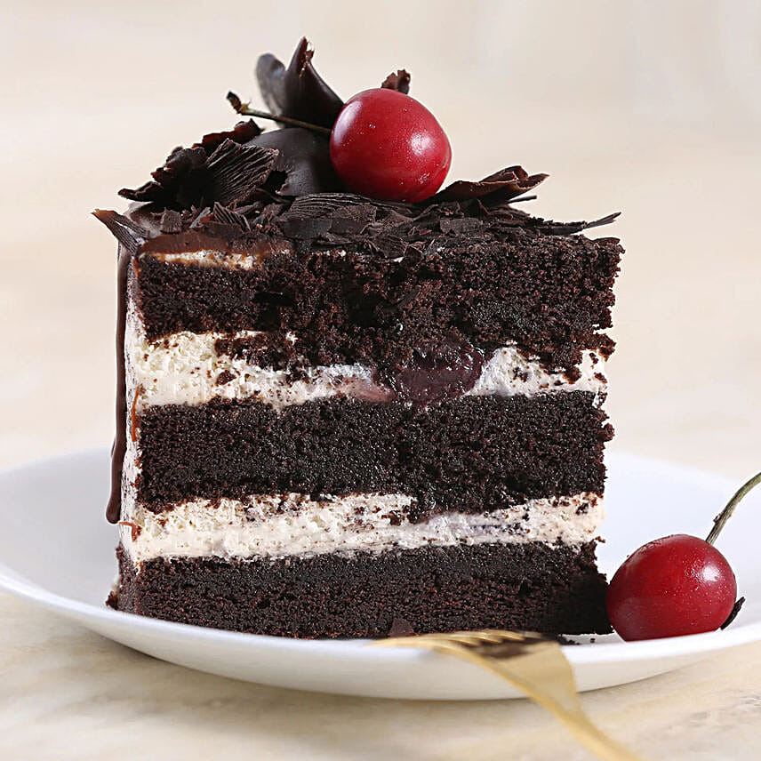 Delicate Black Forest Eggless Cake 12 Portion