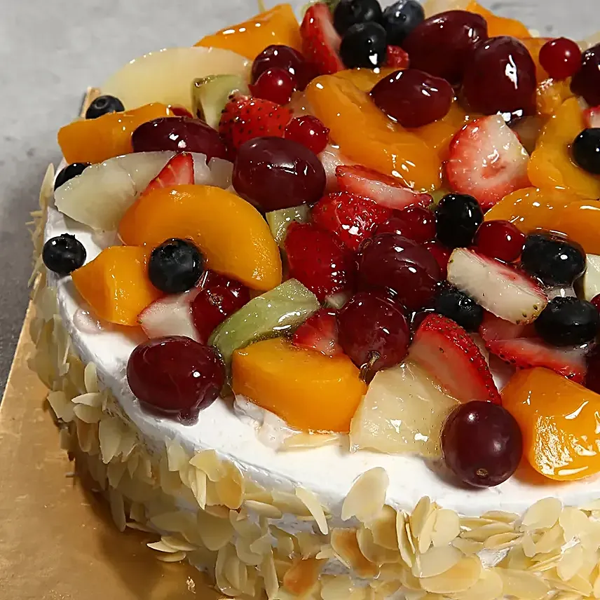 Fresh Fruit Fantasy Eggless 16 Portion