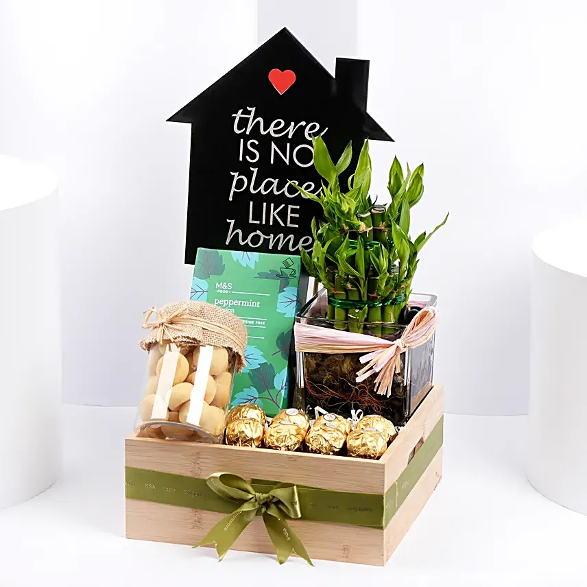 Home is The Place To Be Hamper