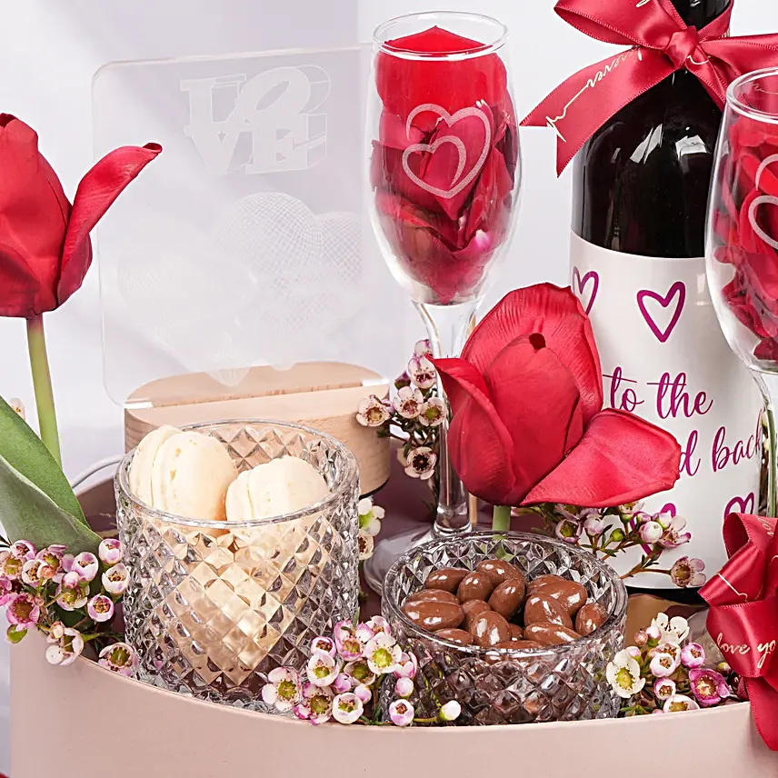 Love is the Irresistible Desire Hamper