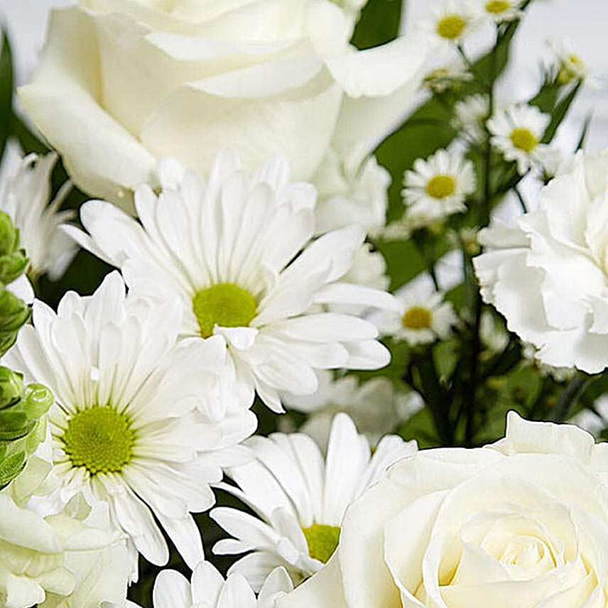 Luxurious White Flower Arrangement