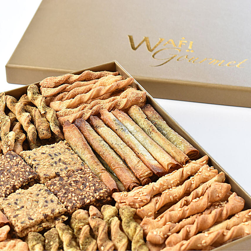 Luxury Box Salty Biscuits Assorted By Wafi